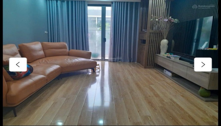 Càn bán Hoa hậu căn hộ chung cư 82 Nguyễn Tuân, 122m2, 3 ngủ, 9x tỷ